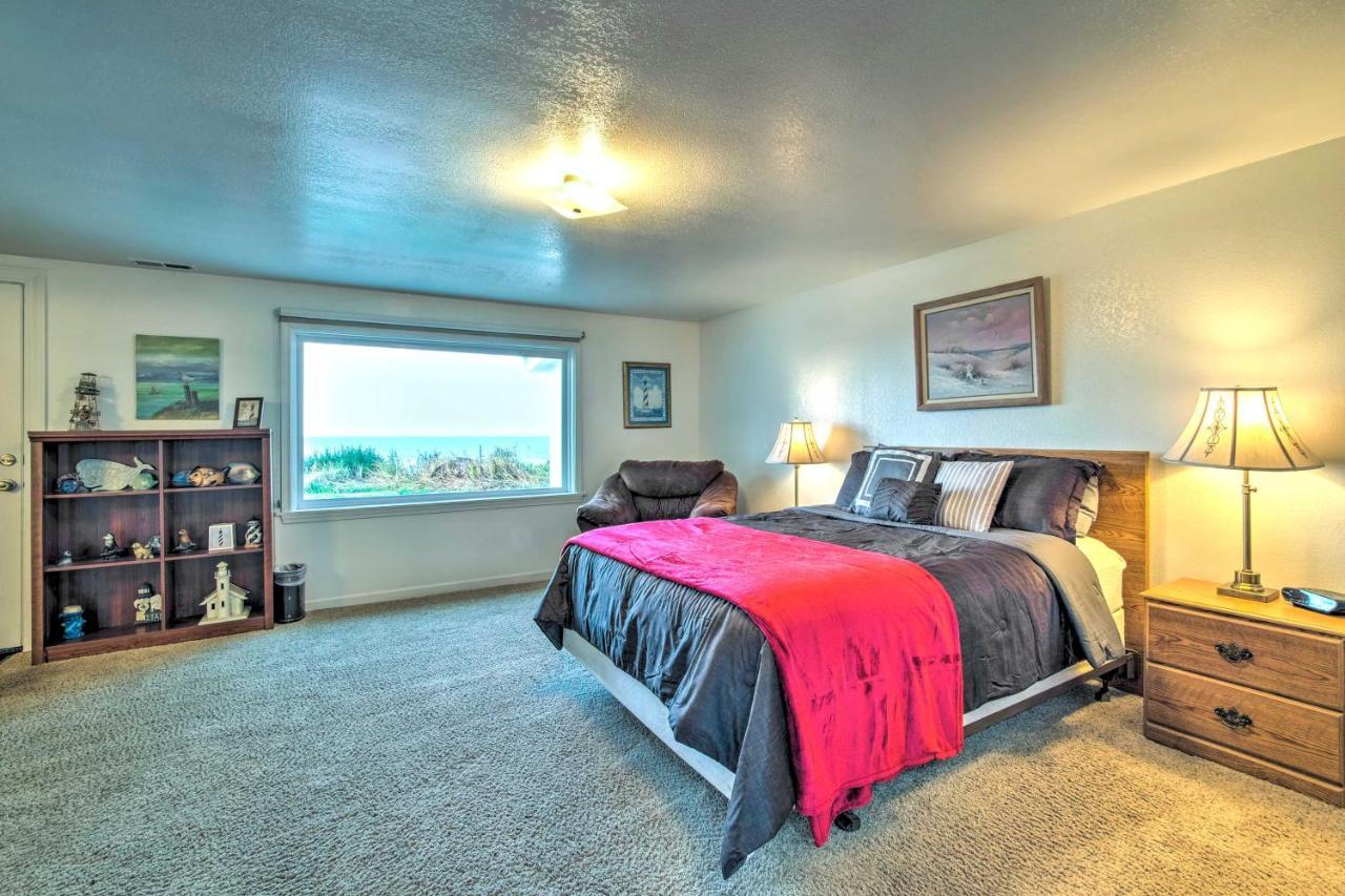 Cliffside Lighthouse Beach Home With Ocean View Кус-Бей Екстер'єр фото